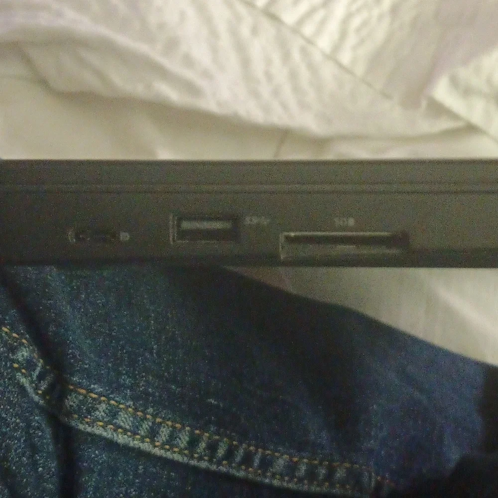 Dell latitude 5940 black